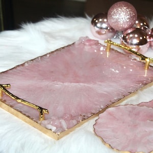 HANDMADE Pink Rose quartz Theme Resin tray, Epoxy Resin Tray with Rose Quartz Rim, White and Pink Resin Tray with gold Paint and Handles